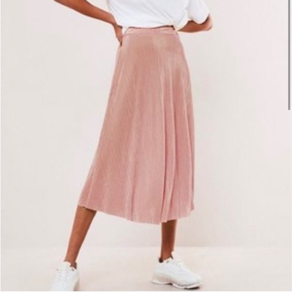 Missguided Pink Plisse Midi Skirt - Picture 2 of 6